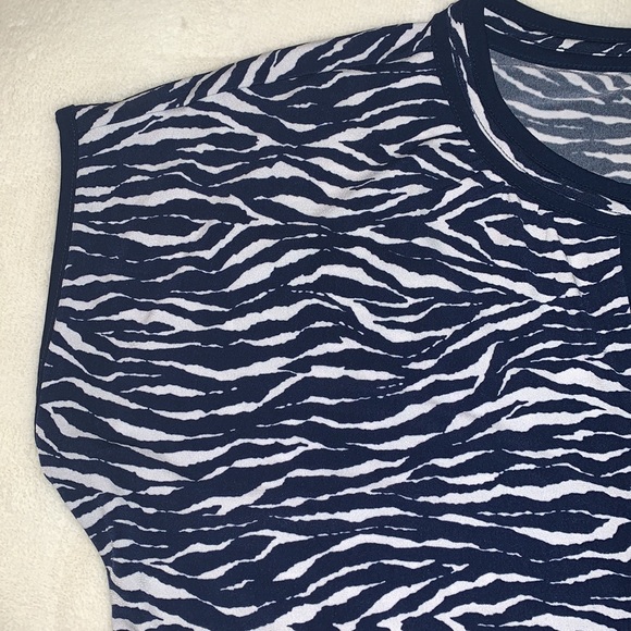 Michael Kors Navy/white zebra print Romper. - Picture 6 of 7